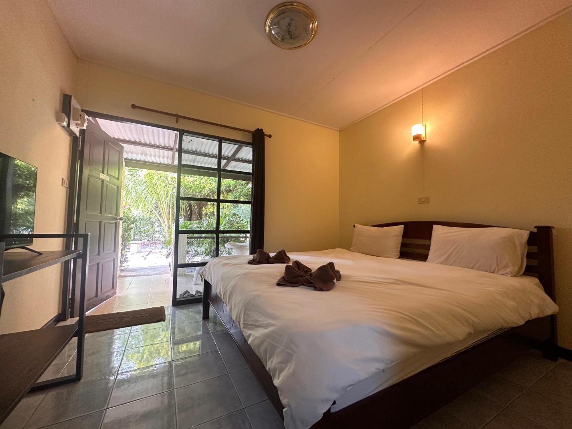 Blue Beach Resort บ้านพักริมเล ภายนอก รูปภาพ
